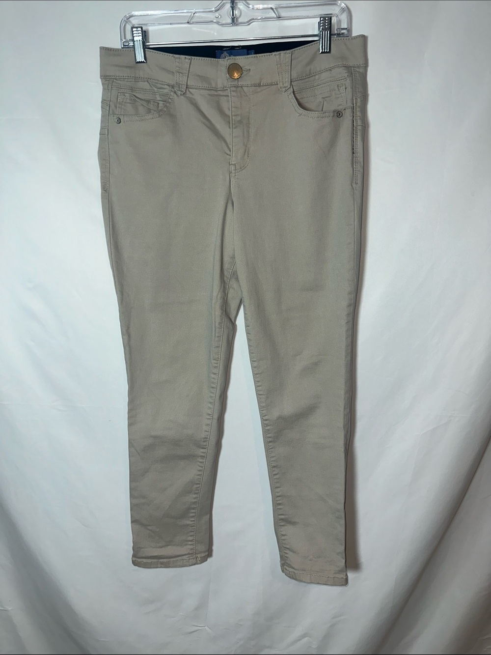 Democracy Skinny Jeans in Light Beige